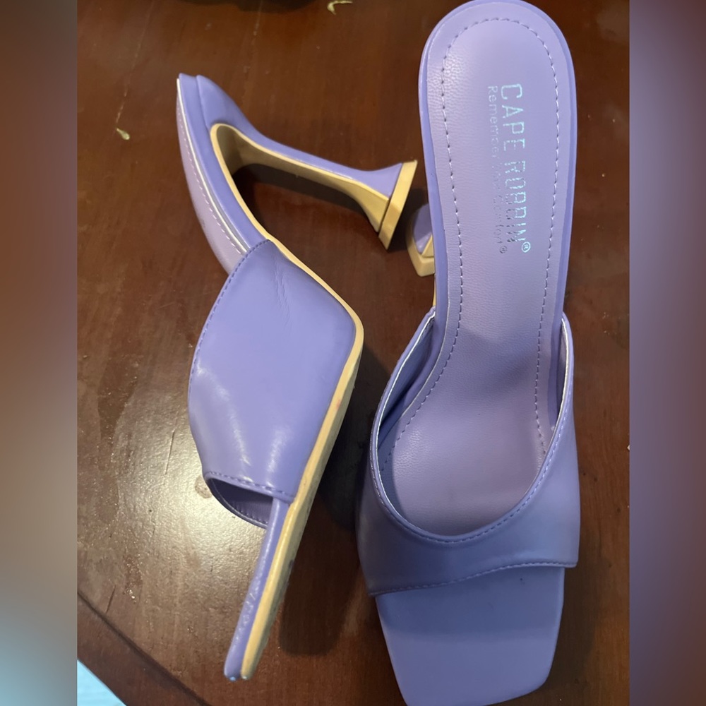 Lavender Heels